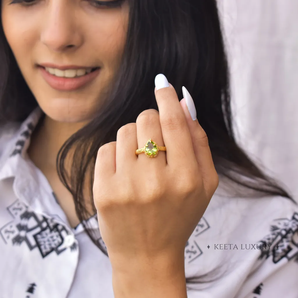 Nature's Twig - Peridot Delight Ring