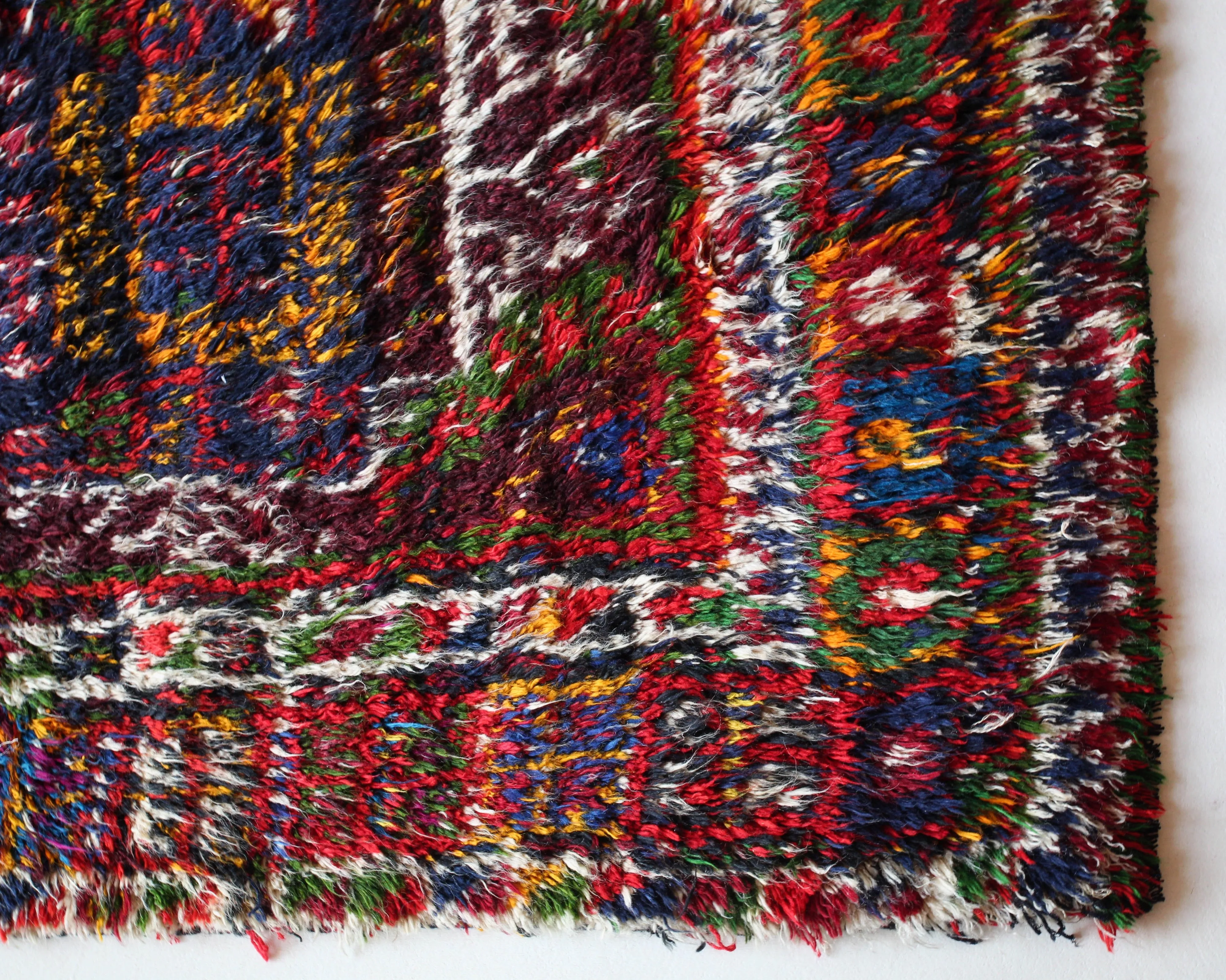 Vintage central Anatolian Tulu Rug 4'4"x6'